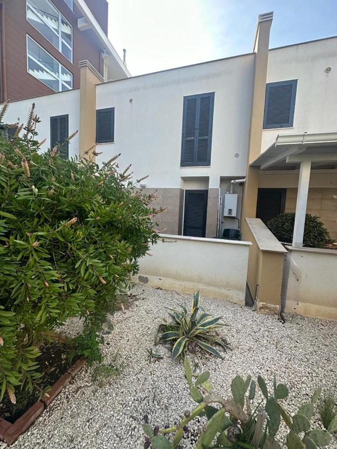 Villa Swamy Bisceglie Exterior foto